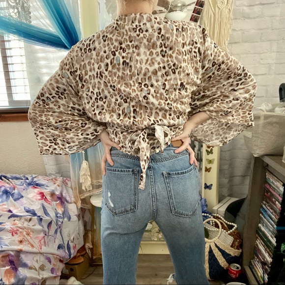 NEW Leopard Wrap Top - Picture 9 of 15